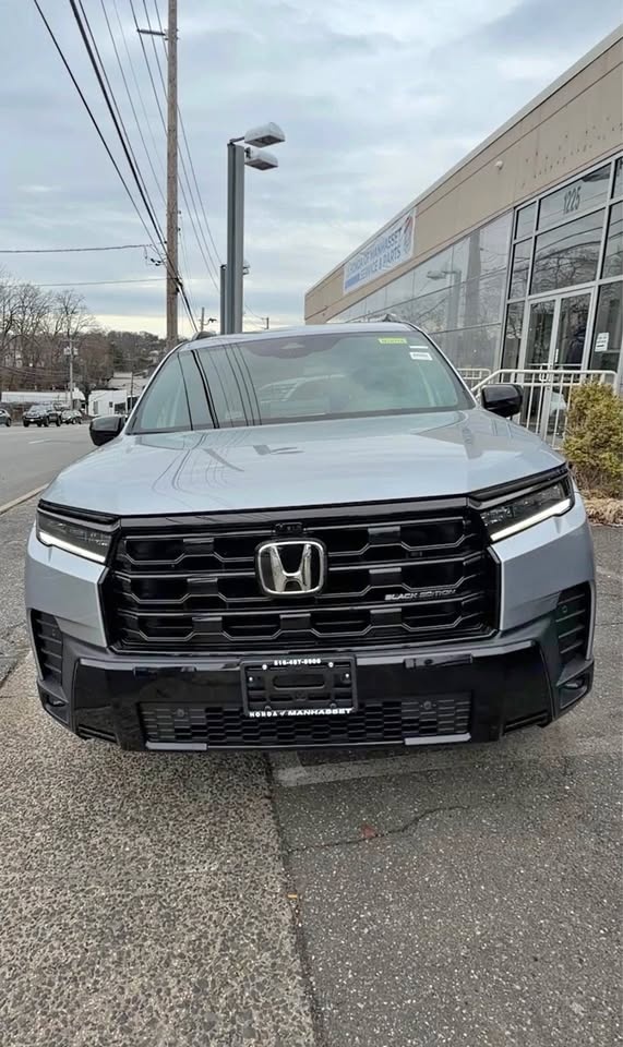 2026 Honda Pilot Black Edition Sport Utility 4D