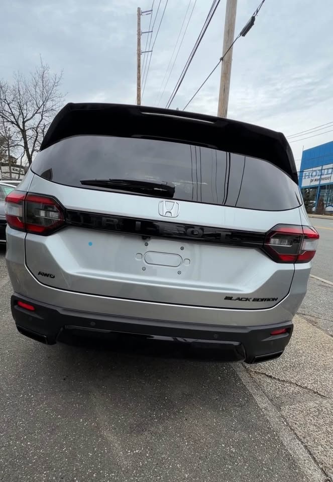 2026 Honda Pilot Black Edition Sport Utility 4D - photo 4