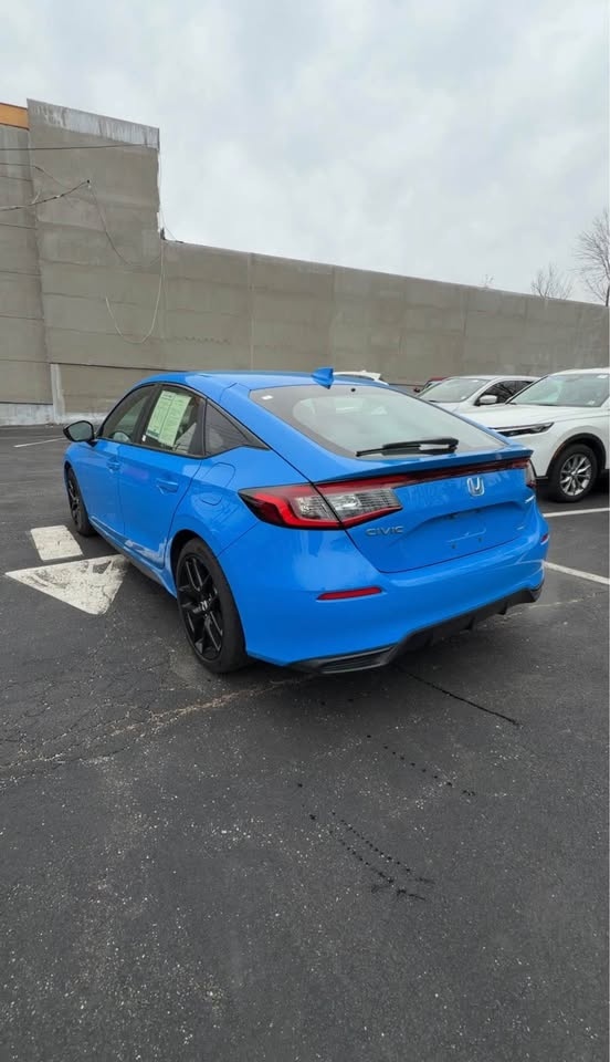 2025 Honda Civic Sport Hatchback 4D - photo 3