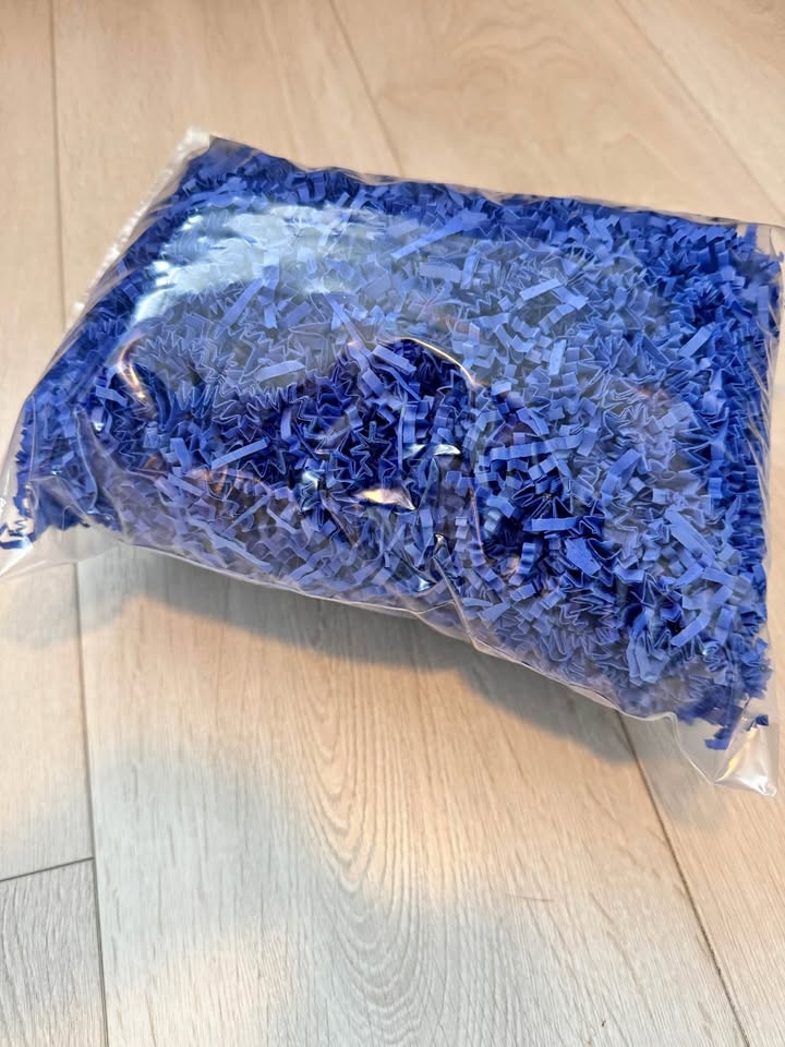 Blue Crinkle Cut Paper Shred 0.5lb bags