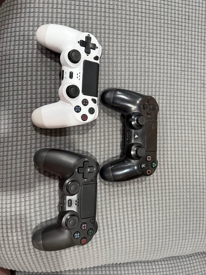 PS4 Uncharted Edition - photo 4