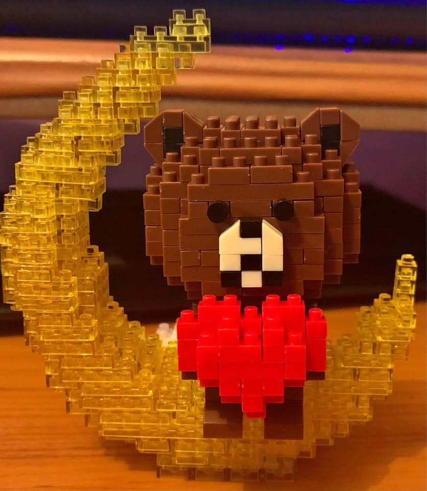 Nanoblock Bear on Moon (MUST GO)