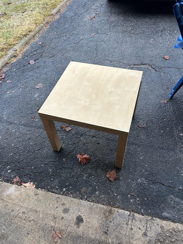 IKEA Lack Table - photo 2