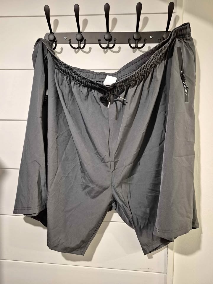 Men's Brand New 9XL Shorts (Blue or Grey)