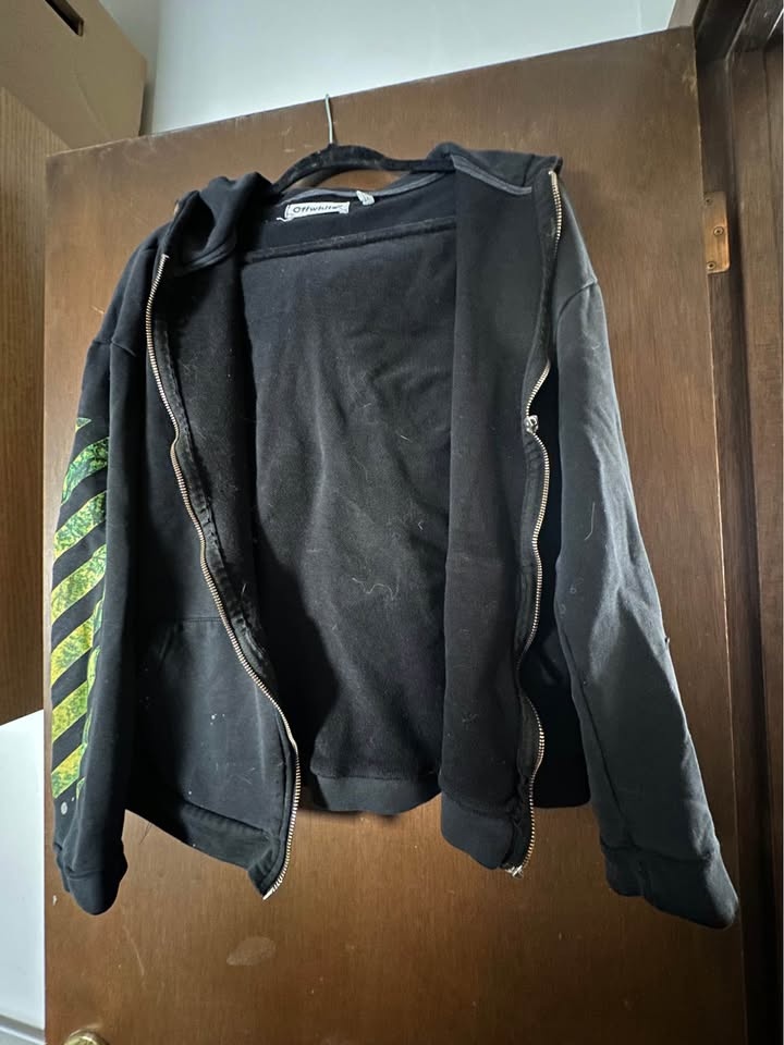 Limited edition Off White hoodie - photo 2