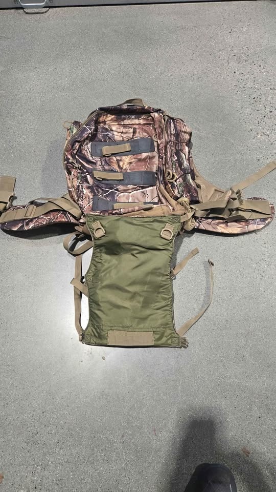 Cabelas Bow and Rifle Hunting Bag - photo 2