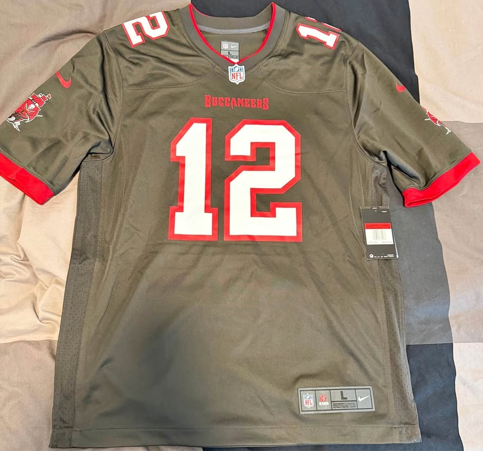 Tom Brady Tampa Bay Buccaneers NFL Jersey