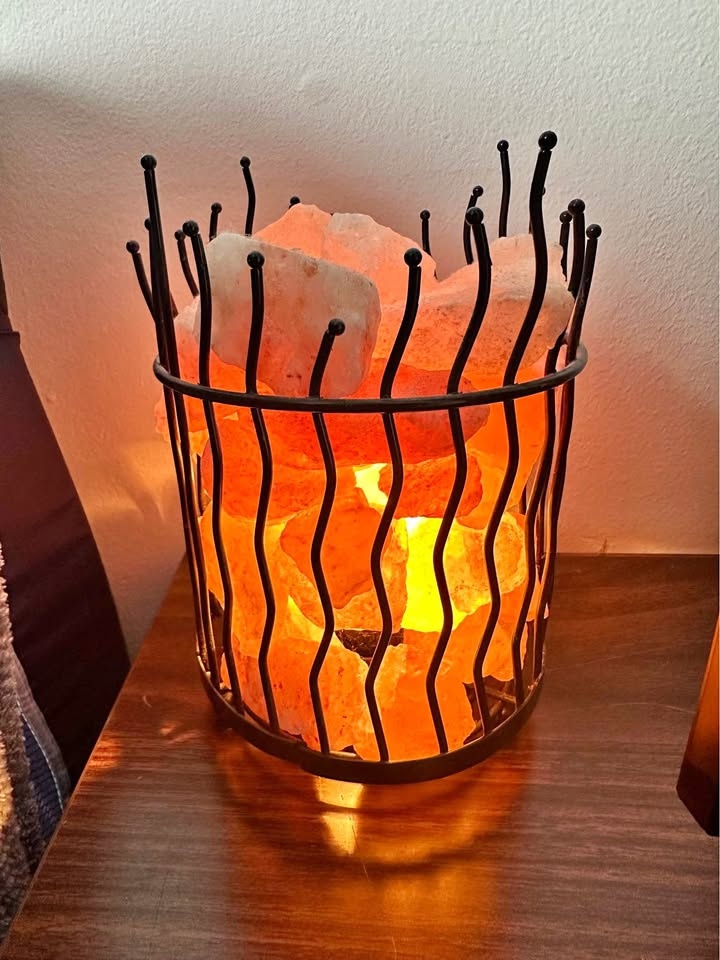 Pillar Basket Himalayan Salt Lamp with Pink Chunks & Dimmer Cont