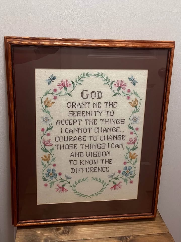 Vintage Cross Stitch "God Grant Me Serenity" Large 20" X 24 1/2" - photo 2