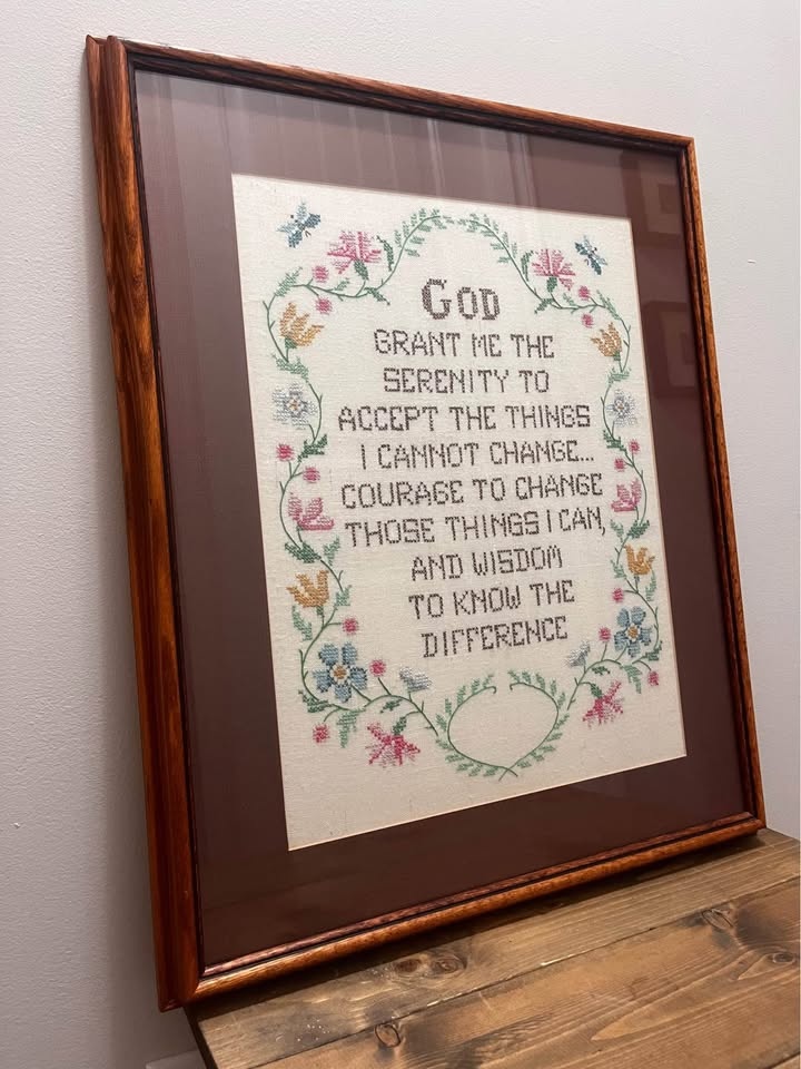Vintage Cross Stitch "God Grant Me Serenity" Large 20" X 24 1/2" - photo 5