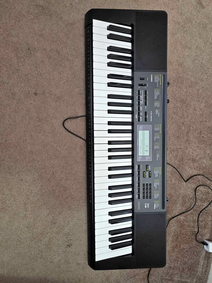 Casio CTK-2200 Electronic Keyboard