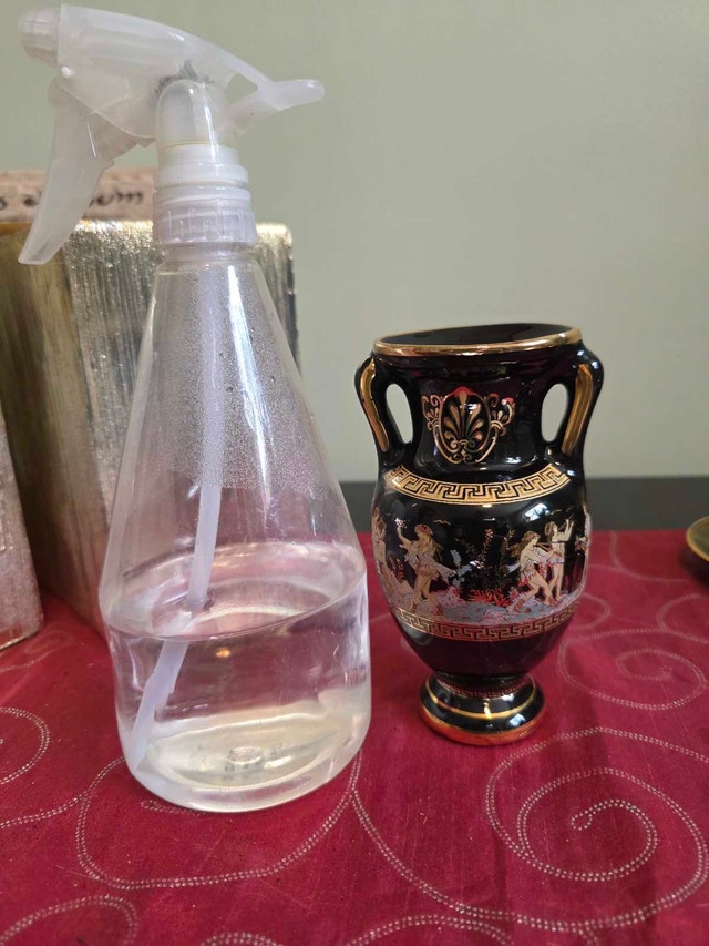 Small Olympia Vase - photo 4