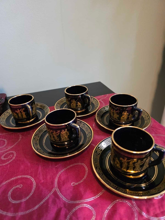 Neofitoli Keramik Cups and Saucers