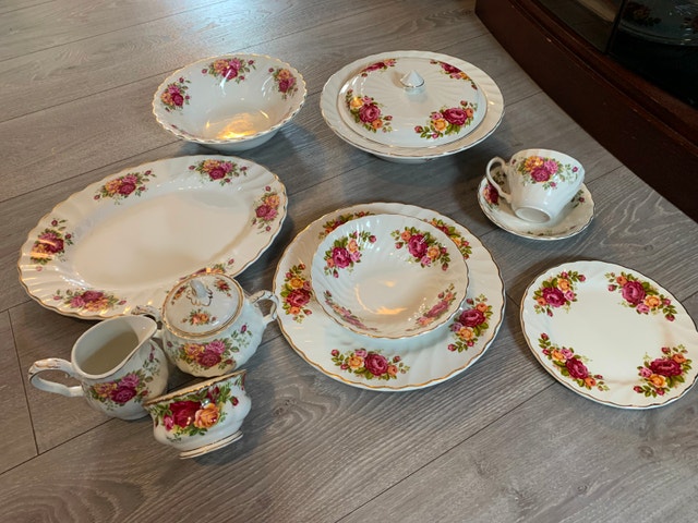 MOVING SALE-MUST GO-China/furniture