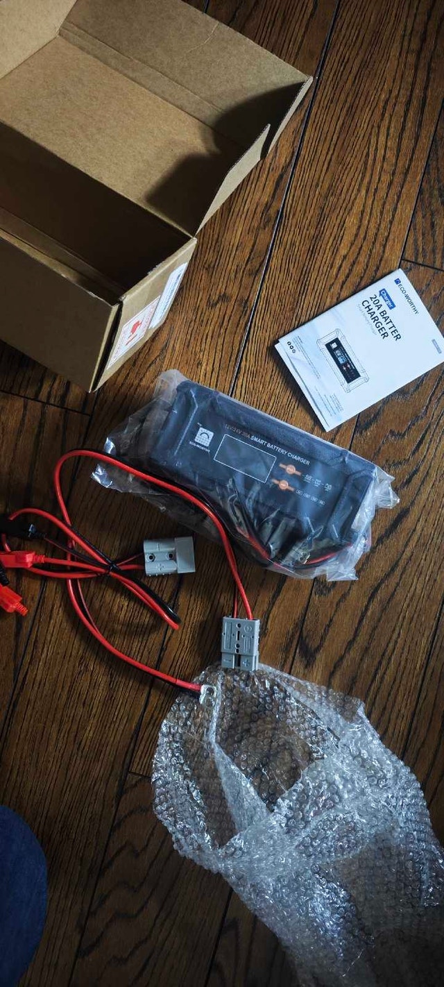 Ecoworthy 20a 12/24v Smart Battery Charger