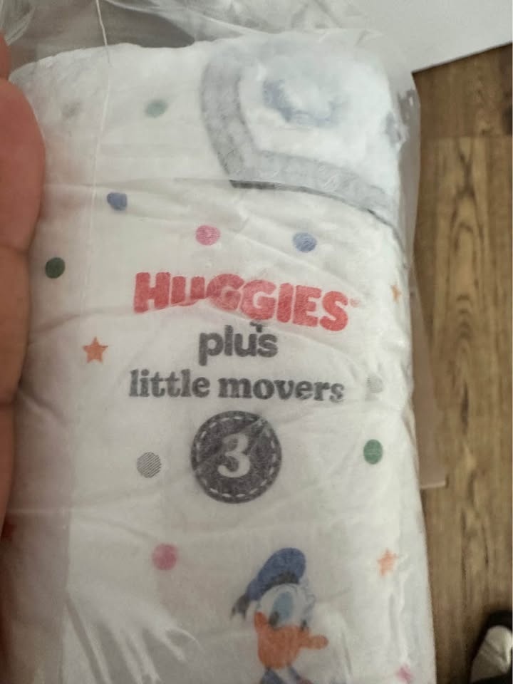 Pampers Size 1 (198ct) & Huggies Size 3 (30ct) - photo 3