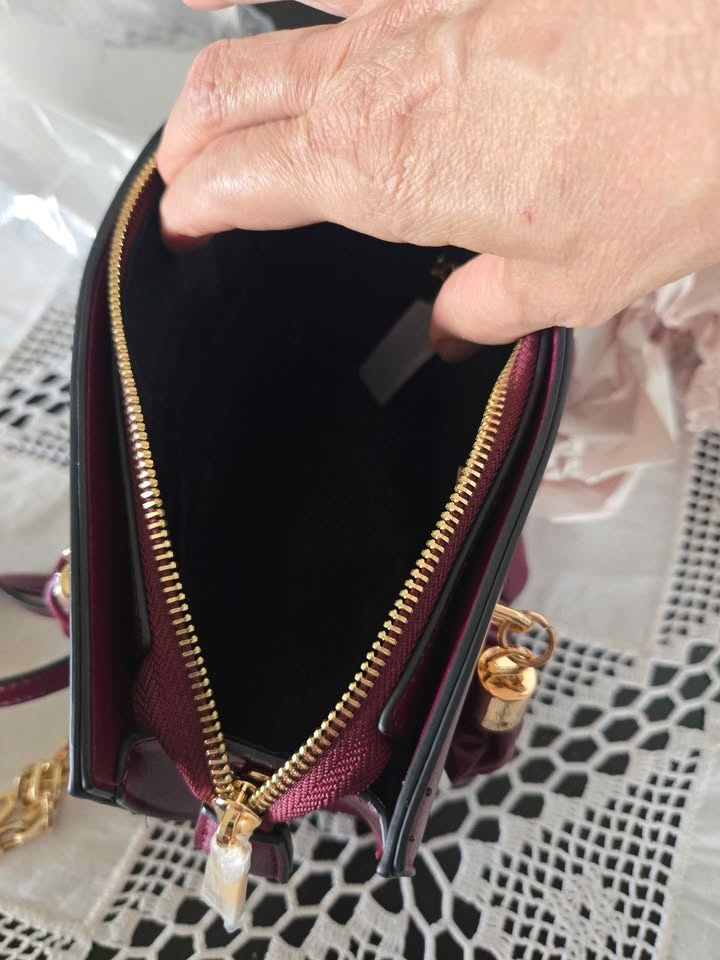 Women's Stylish Tote Bag /Handbag/ Crossbody Bag - photo 4