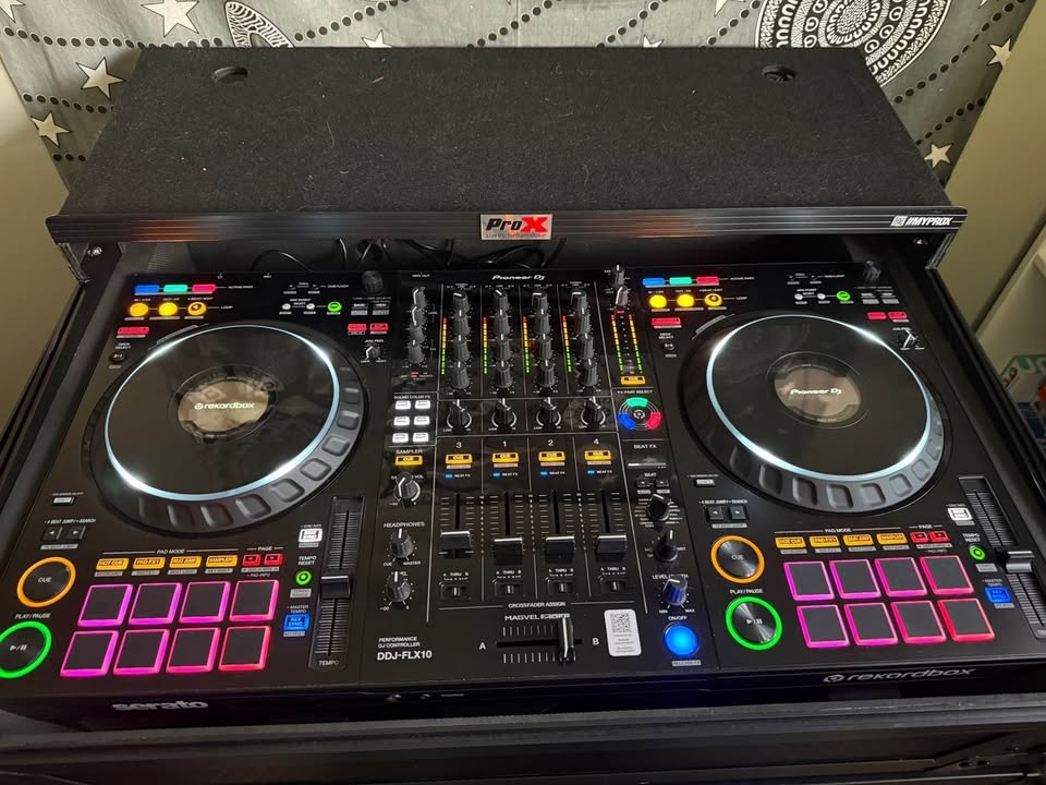 Pioneer DDJ-FLX10 DJ Controller w/ Travel Case - photo 3