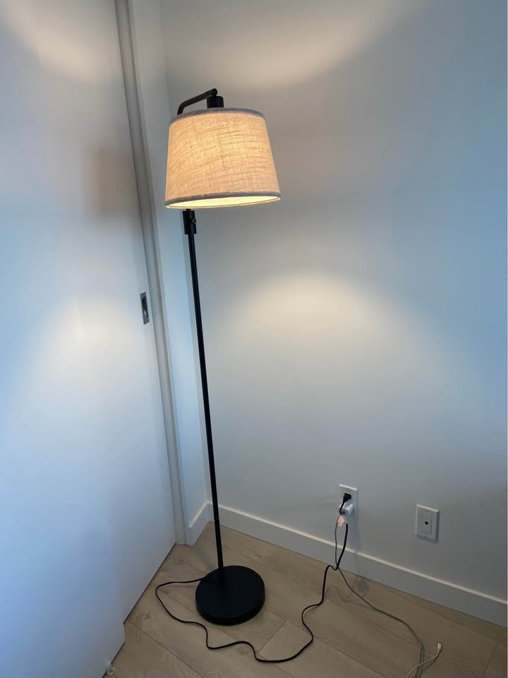 Dimmable Floor Lamp