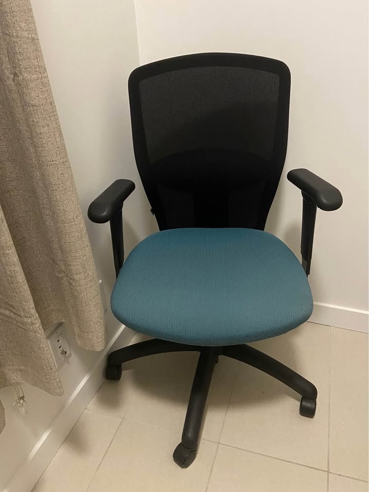 Office Chair - photo 2