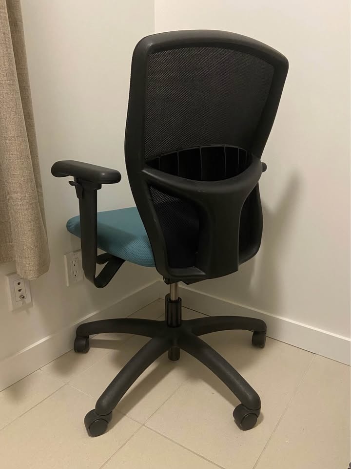 Office Chair - photo 3
