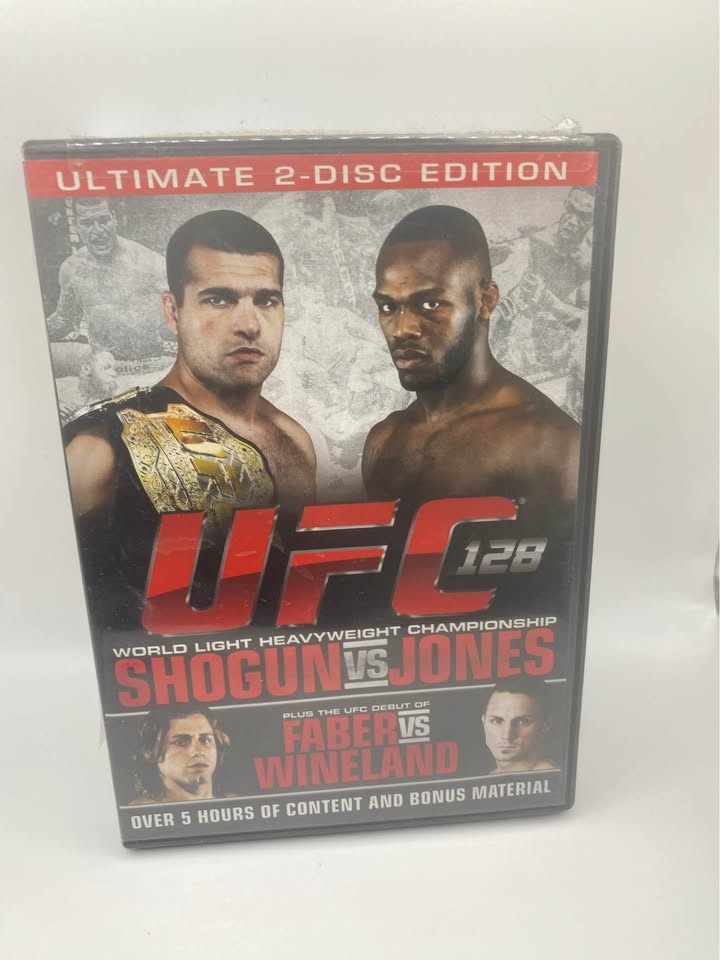 UFC DVD lot of 8 - used - great condition - photo 2