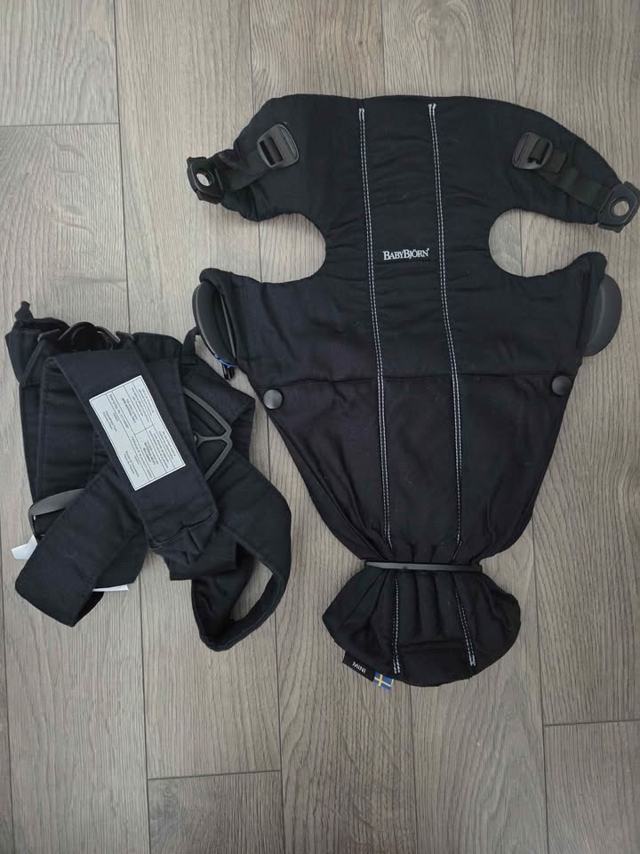 Baby Bjorn Mini Carrier - Black - photo 4