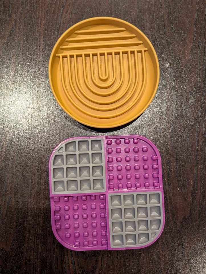 Dog Lick Mats/Slow Feeders