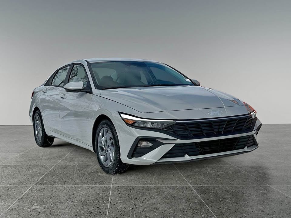 2025 Hyundai Elantra Preferred FWD