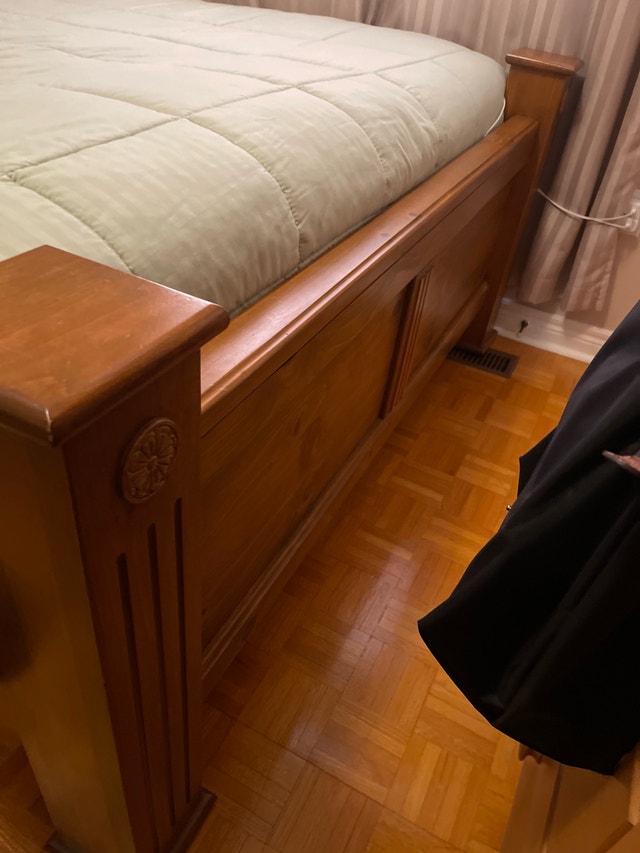 Wooden Queen Bed with Mattress and Box Spring - photo 2