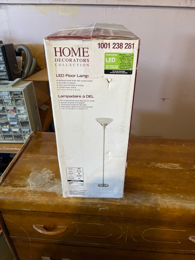 BNIB Home Decorators Floor Lamp - photo 4