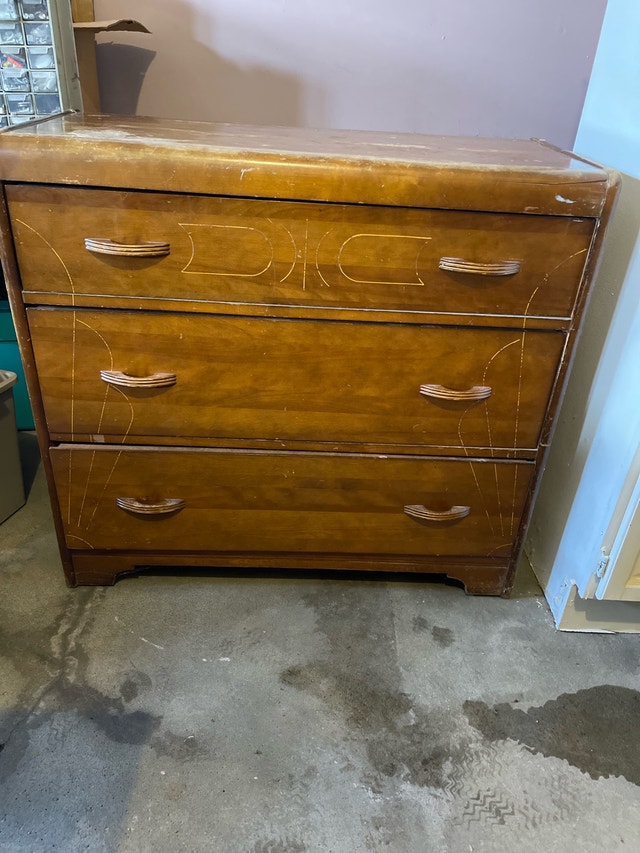 Wood Dresser