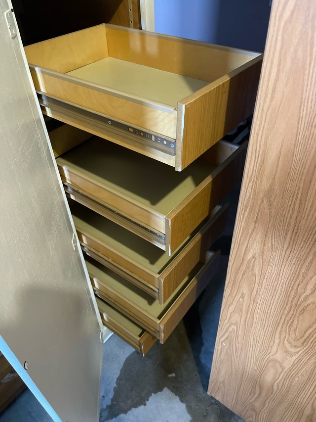 Very  Sturdy and solid 5-Drawer Wardrobe - 59" H - photo 2