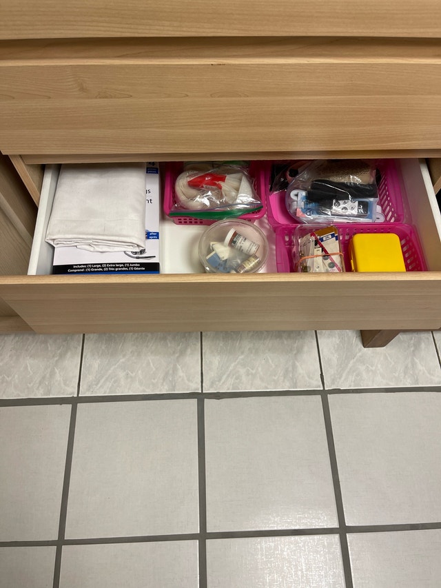 IKEA Hemnes Dresser - photo 5