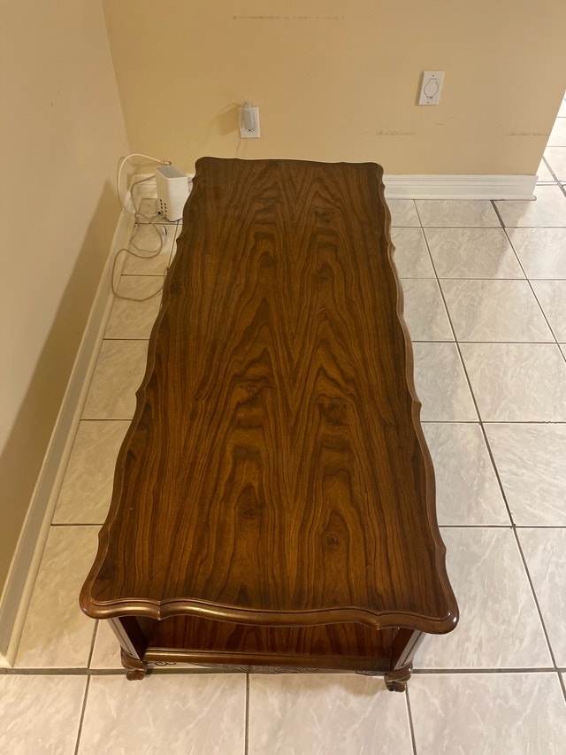 Vintage Coffee Table - photo 2
