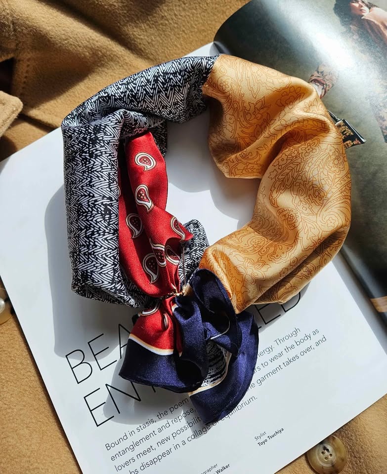 Brand NEW Square Satin Scarf 70x70cm for Spring/Summer - photo 3