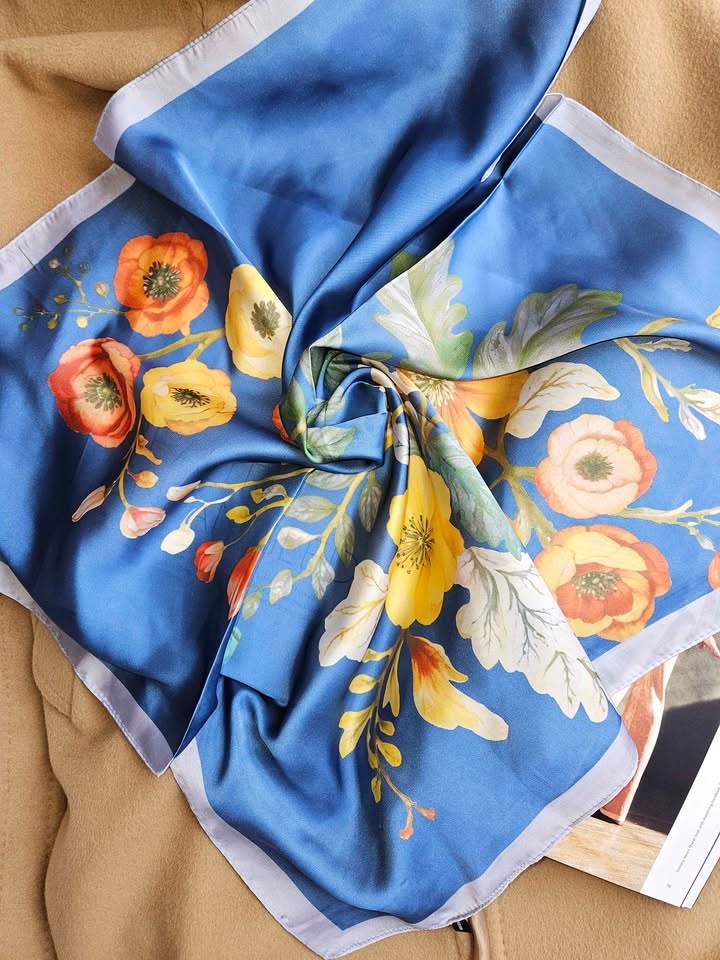 Brand NEW Square Satin Scarf 70x70cm for Spring/Summer - photo 2