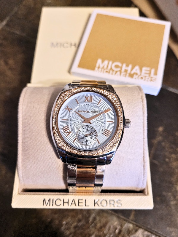Michael Kors Women's MK6136 Bryn Rose Gold Blue Dial Watch - photo 3