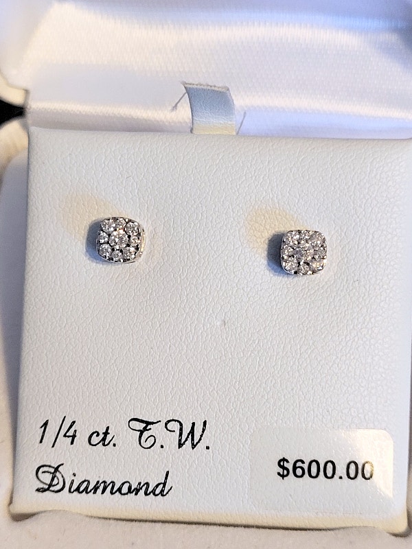 10K White Gold 1/4ct TW Diamond Cluster Square Stud Earrings - photo 2
