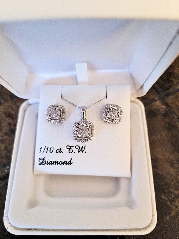 1/10ct Diamond Sterling Silver Stud Earring & Necklace Jewel Set