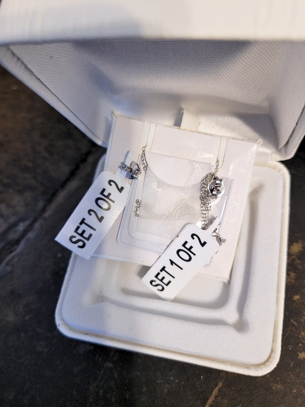 1/10ct Diamond Sterling Silver Stud Earring & Necklace Jewel Set - photo 4