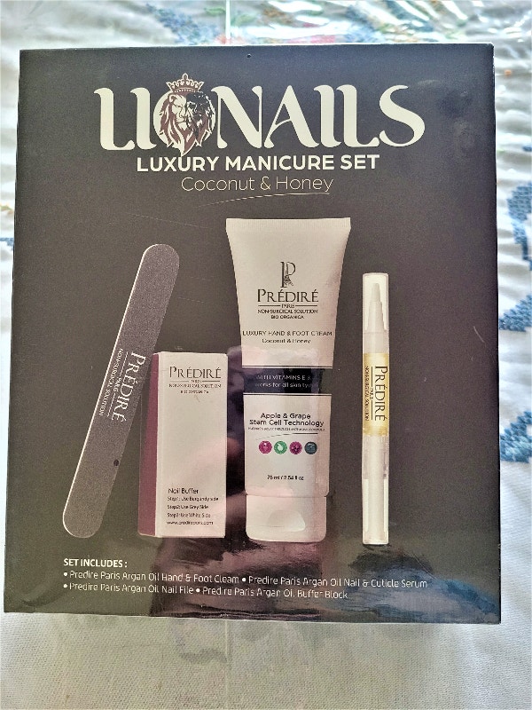 Predire Paris Nail Therapy Manicure Set Coconut & Honey