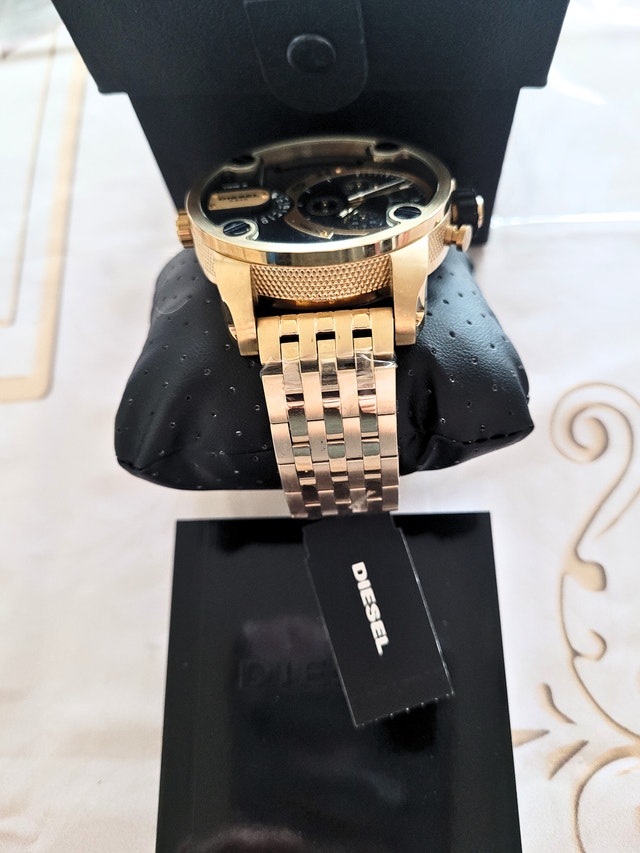 Diesel Men's DZ7412 Little Daddy Gold Oversized Watch - photo 2