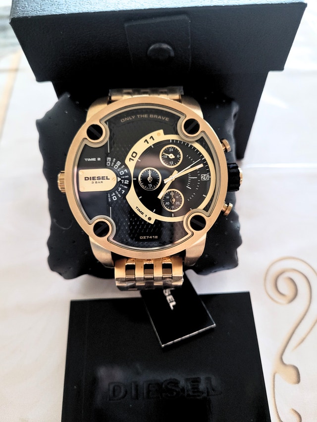 Diesel Men's DZ7412 Little Daddy Gold Oversized Watch - photo 3