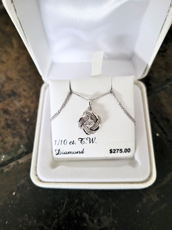 Sterling Silver 1/10 Carat T.W. Diamond Knot Pendant Necklace