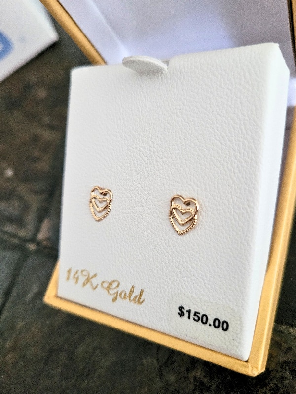 Everlasting Gold 14k Gold Heart Stud Earrings - photo 2