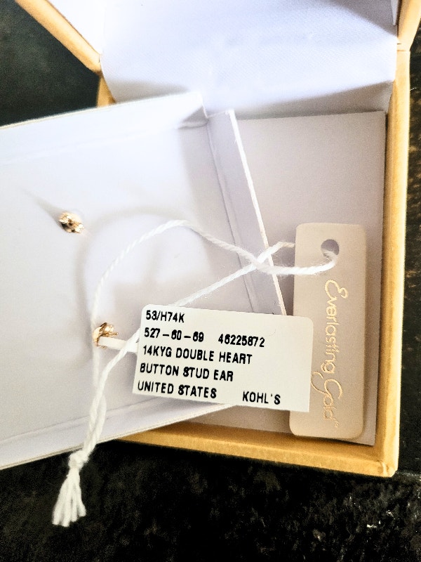 Everlasting Gold 14k Gold Heart Stud Earrings - photo 3