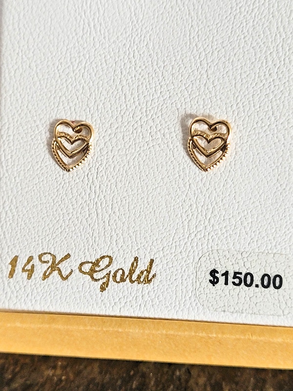 Everlasting Gold 14k Gold Heart Stud Earrings - photo 4