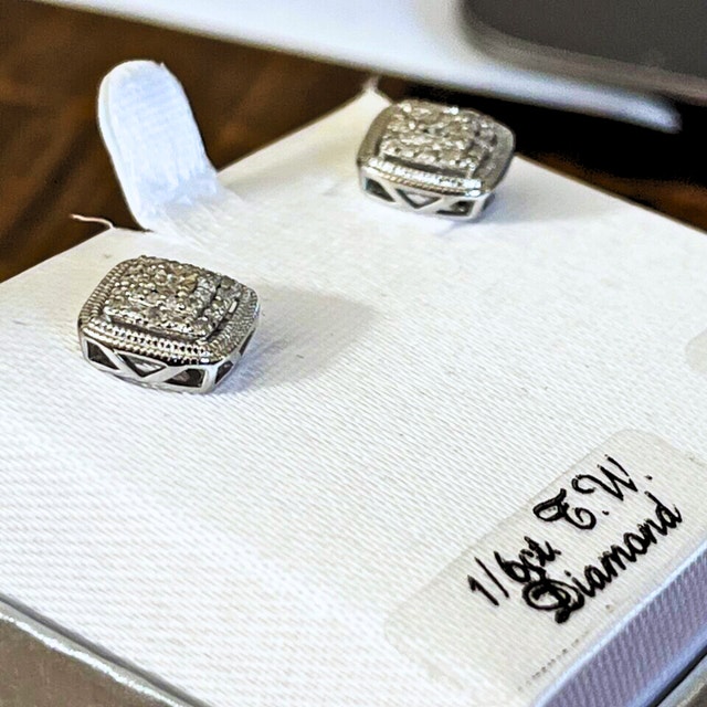 Diamond 1/6 Carat T.W Sterling Silver Square Stud Earrings - photo 2