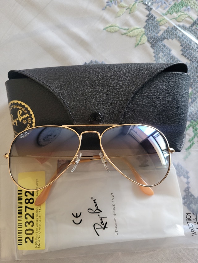 Ray-Ban Unisex RB3025 Aviator Sunglasses